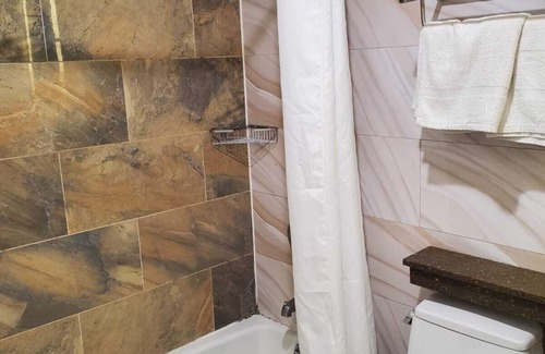 Queens Hotel | The Essence Hotel AT JFK