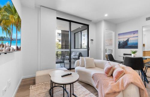 Nundah Apartment | The Eton - Brand NEW Nundah Modern 1 Bedroom APT with Parking, Netflix