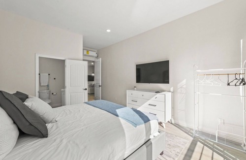 Mission Valley East House | The European Escape Penthouse