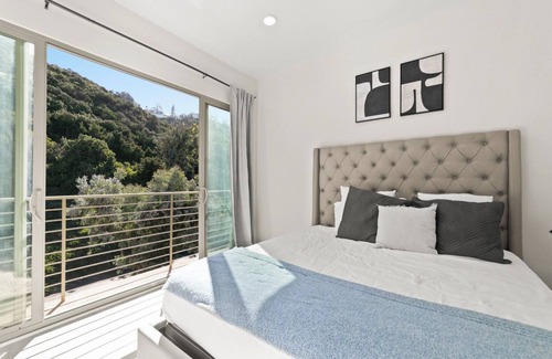 Mission Valley East House | The European Escape Penthouse