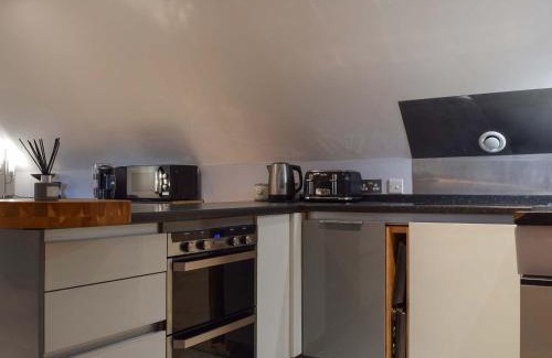 Wallingford Apartment | The Ewelme Hideaway