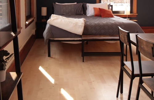 Winona Apartment | The Exchange 24 | Historic Bldg, Studio, Dwntwn