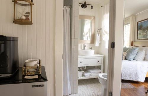 Fairhope Apartment | The Fairhope Bay Room