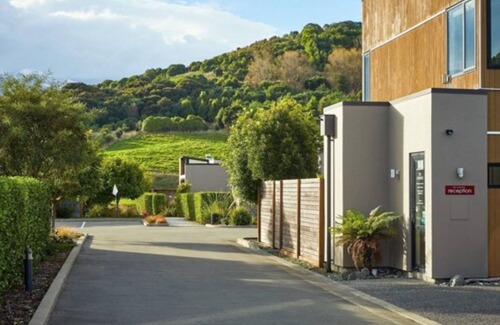 Kaikoura Apartment | The Fairways Accommodation Kaikoura