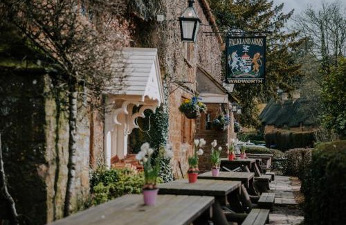 Great Tew Hotel | The Falkland Arms