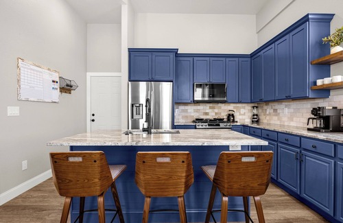 Colorado Springs House | The Family Roost - warm, stylish new Barndo rolling hills & Rocky Mountain Views
