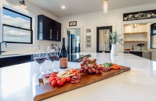Walla Walla Apartment | The Farmhouse · The Farmhouse