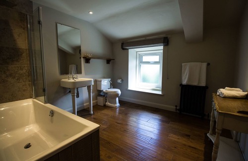 Slyne Hotel | The Fenwick Steak & Seafood Pub
