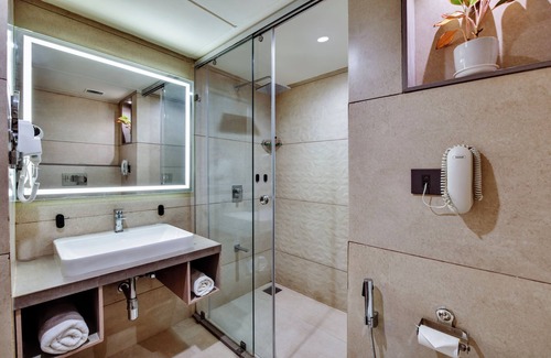 Ellis Bridge Hotel | The Fern Residency Ellisbridge Ahmedabad