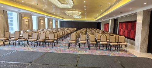 Solapur Hotel | The Fern Residency, Solapur