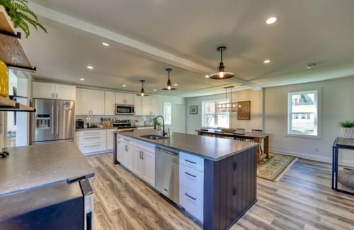 Milton Other | The Field House - Ideal For Multiple Families