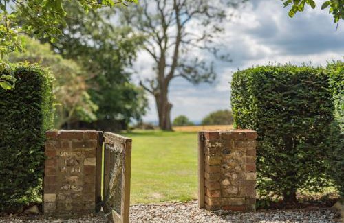 Ashford House | The Figgy by Bloom Stays