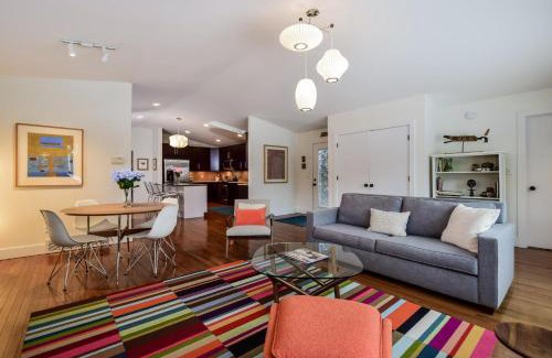 Saugatuck Villa | The Five Eleven