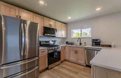 Coeur d'Alene Apartment | The Flats- Executive Suite-Downtown CDA