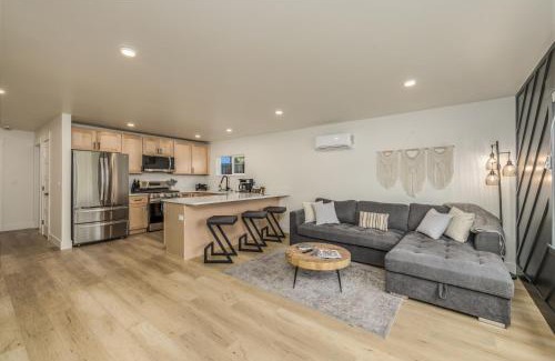 Coeur d'Alene Apartment | The Flats- Executive Suite-Downtown CDA