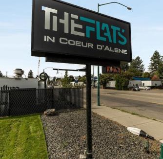 Coeur d'Alene Apartment | The Flats- Executive Suite-Downtown CDA