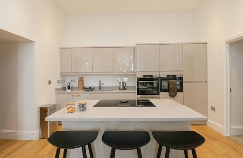 Newland Near Ulverston Cottage | THE FLORENCE SUITE STONE CROSS MANSION, family friendly in Ulverston