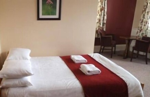 Walpole Bed & Breakfast | The Forester Ealing