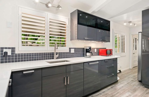 Loveland House | The Foundry Escape - Hot Tub, Bikes & Game Room