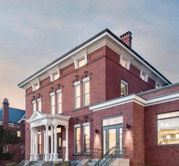 Parkside Hotel | The Francis Hotel