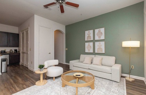 Franklin Apartment | The Franklin I Vibe 8772