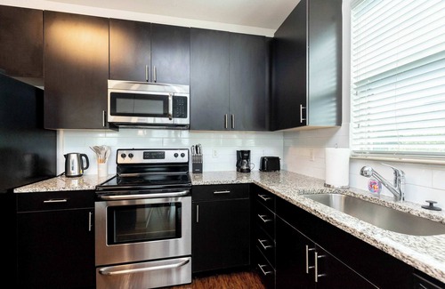Franklin Apartment | The Franklin III Vibe 8774