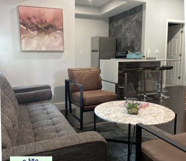 Sanford Apartment | The Front Porch