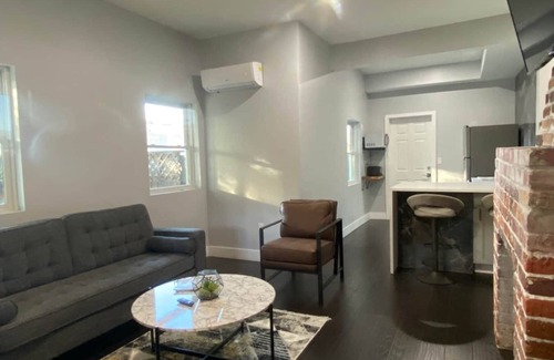 Sanford Apartment | The Front Porch