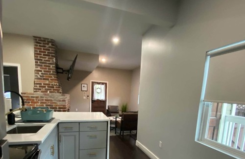 Sanford Apartment | The Front Porch