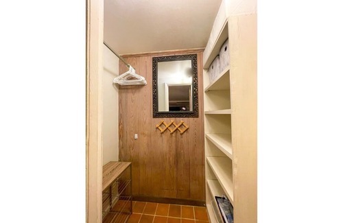 Coral Terrace Cottage | The Gables Hideout- Charming/Cozy/Private