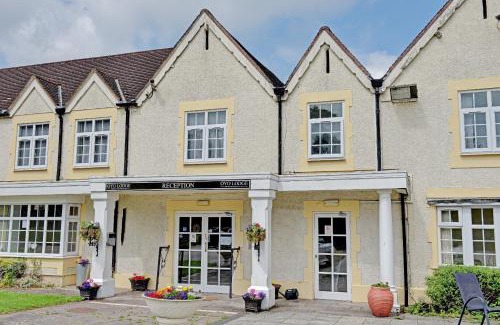 Bloxwich Hotel | The Gables Hotel, Birmingham Airport