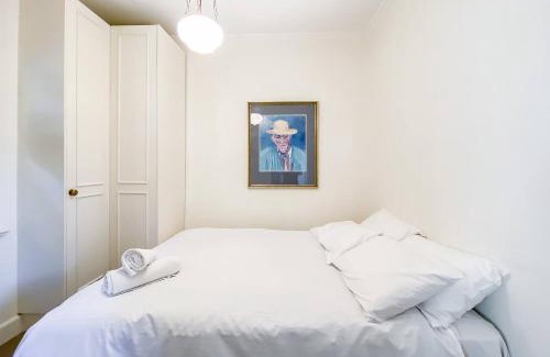 Albert Park Apartment | 'The Gables' Stylish Victorian Beachfront Abode