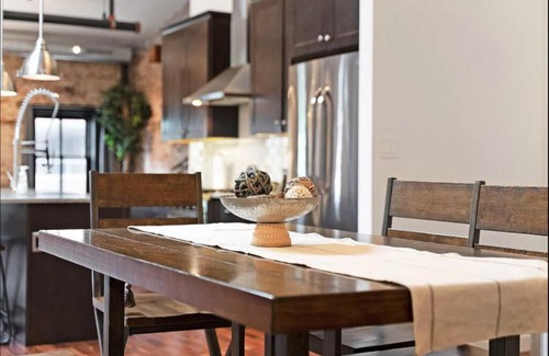 Center City East House | The Gallery Suite Residence