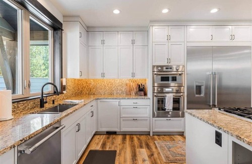 Sunriver House | The Gannet Chalet - HotTub+Sauna+SHARC