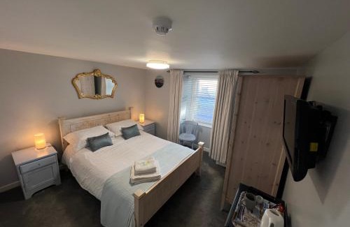 Gardenstown Hotel | The Garden Arms Pub and Rooms