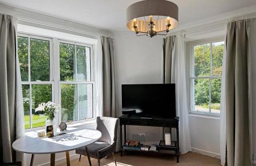 West Laroch Apartment | The Garden Flat