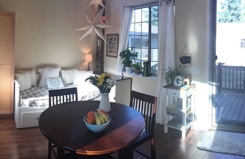 Burien House | The Garden House - Less than 10 min to airport!