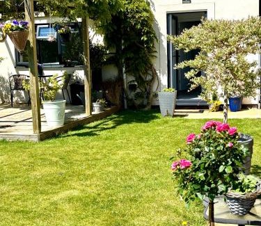 Torquay Apartment | The Garden Room