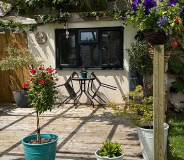 Torquay Apartment | The Garden Room