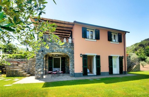 Camogli Villa | The Gardens of Camogli - VILLA RUMANIN, garden&pool