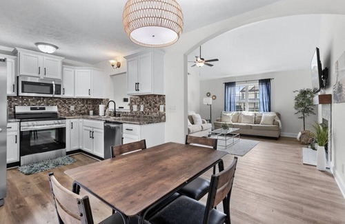 Clarksville House | The Gate 4 Getaway, Home Away From Home