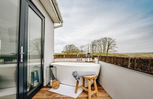 Looe Hotel | The Gate Cornwall