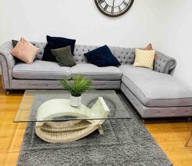 Sutton at Hone Apartment | The Gated 2Bedroom Annex Dartford