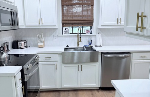 Flowood House | The Gathering House at the Rez, 5 bedroom