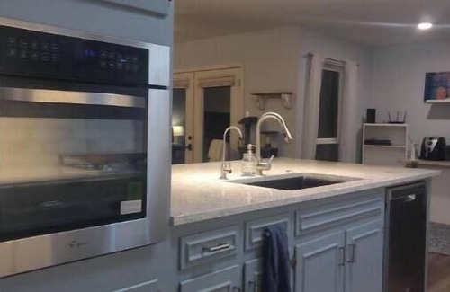 Euless House | The Gathering House