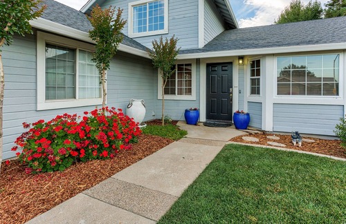 Redding House | The Gathering Place-Rest with a View!