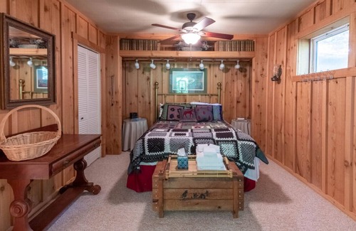 Walker-In-the-Hills House | The Gathering Place - Quaint Mountain Home Located Close to it All!