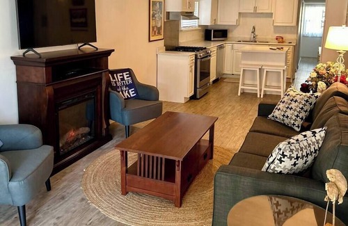 Cultus Lake House | The 'Gem' @ rentcultus