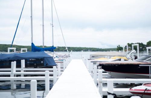 Lake Geneva Hotel | The Geneva Inn