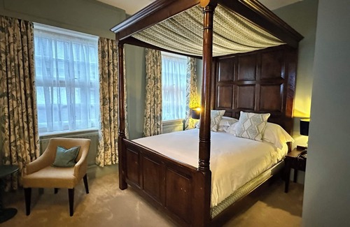 Easingwold Hotel | The George Hotel Easingwold